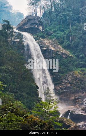 Naga Falls, Lachung, Sikkim, Indien Stockfoto