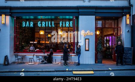 Sophie's Soho Restaurant und Cocktail Bar-NY-Style Steakhouse und Cocktail Bar in der Großen Mühle Straße Soho London Stockfoto