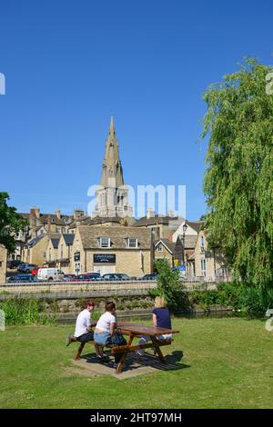 St. Marien-Kirche und St. Marien Hill aus Stadt Wiesen, Stamford, Lincolnshire, England, Vereinigtes Königreich Stockfoto