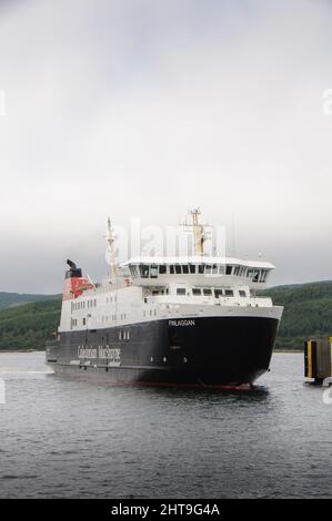 Caledonian MacBrayne Autofähre Finlaggan auf der Route von Kennacraig nach Port Askaig auf der Insel Islay Stockfoto