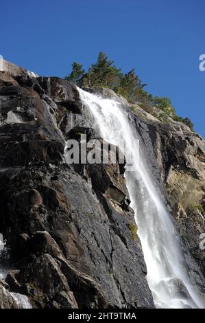 Hengjanefossen-Wasserfall, Lysefjord, Norwegen. Stockfoto