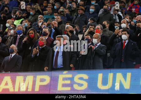 Barcelona, Spanien. . 27.. Februar 2022. Joan Laporta während des La Liga-Spiels zwischen dem FC Barcelona und dem Athletic Club Bilbao im Camp Nou in Barcelona, Spanien. Bild: DAX Images/Alamy Live News Stockfoto