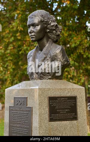 violette szabo Statue London Special Ops Memorial Stockfoto