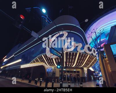 Circa Resort & Casino bei Nacht in Las Vegas, Nevada, USA Stockfoto