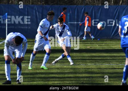 KSC U17 gewinnt gegen Stuttgarter Kickers Jugendliga Stockfoto