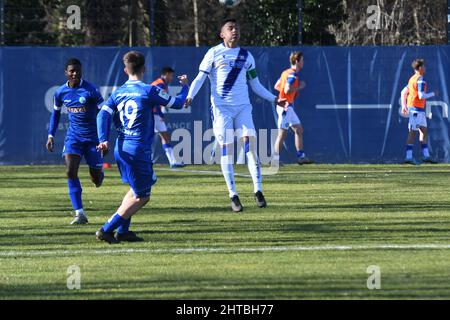 KSC U17 gewinnt gegen Stuttgarter Kickers Jugendliga Stockfoto