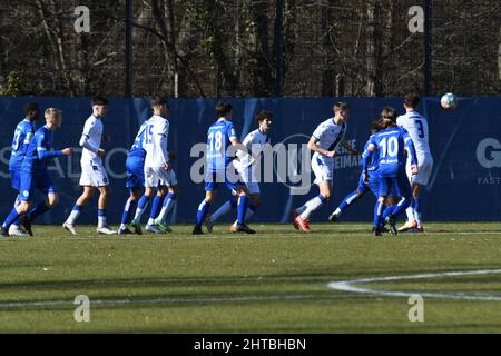 KSC U17 gewinnt gegen Stuttgarter Kickers Jugendliga Stockfoto