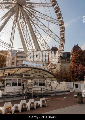 Low-Winkel-Ansicht von Budapest Auge im Herbst in der Stadt Budapest, Ungarn Stockfoto