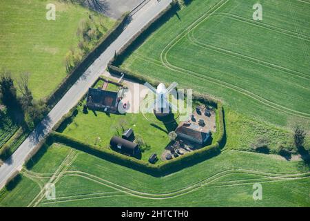 Upthorpe Windmill, eine Postwindmühle aus dem Jahr 1807, Suffolk, 2016. Stockfoto