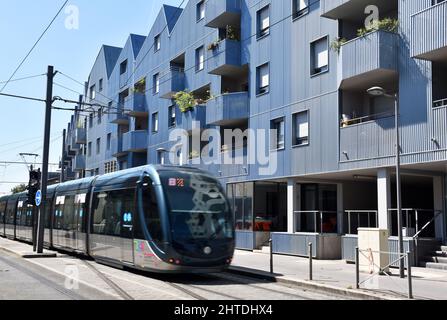 Rue Achard, in der Nähe der Einfahrt nach Bassin à Flot, Bordeaux Stockfoto