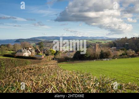 Das Dorf Dunster im Exmoor Nationalpark im Winter, Somerset, England. Stockfoto