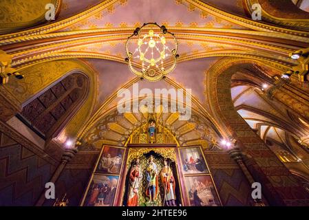 Kirche der Himmelfahrt der Budaer Burg, allgemein bekannt als die Matthiaskirche Stockfoto