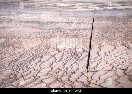 Geologische Formationen im Midway Geyser Basin bei Yellowstone. Stockfoto