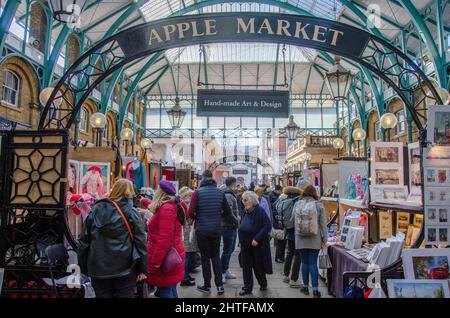 Eingang zum Apple Market in Covent Garden, London, Großbritannien Stockfoto