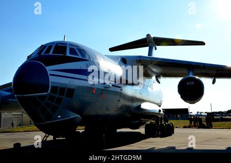 Ukrainische Luftwaffe Iljuschin IL-76 Transportflugzeug Stockfoto