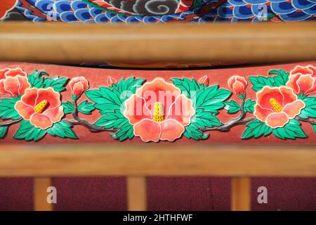 Traditionelle koreanische Festtrommel auf dem Incheon International Airport, Südkorea. Stockfoto