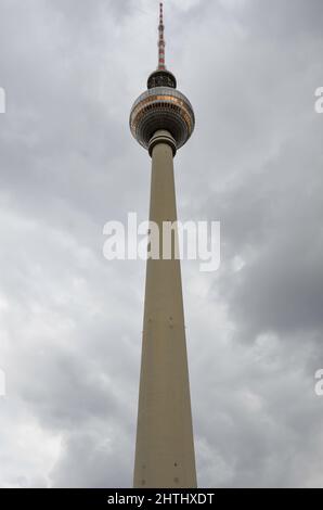 Berlin, Berlin, Deutschland - Juni 21 2014: Der Berliner Fernsehturm in der Nähe des Alexanderplatzes im Zentrum Berlins Stockfoto