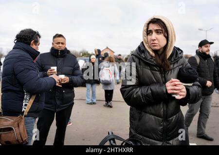 Flüchtlinge, die vor dem Krieg in der Ukraine am Grenzübergang Medyka in Südpolen fliehen, 28. Februar 2022. Dieses Bild: Valerie Fokina, 25, ist aus der Hauptstadt Kiew geflohen. Foto Ola Torkelsson / TT / Code 75777 Stockfoto