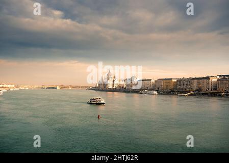 Budapest Stadt und Donau Panoramablick Stockfoto