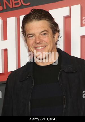 Beverly Hills, Ca. 28.. Februar 2022. Jason Blum bei der Presseveranstaltung „The Thing About Pam“ des roten Teppichs von NBC im Maybourne Beverly Hills am 28. Februar 2022 in Beverly Hills, Kalifornien. Quelle: Saye Sadou/Media Punch/Alamy Live News Stockfoto