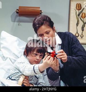 Unser Walter, Miniserie, Deutschland 1974, Darsteller: Bernd Langhammer, Cordula Trantow Stockfoto