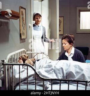 Unser Walter, Miniserie, Deutschland 1974, Darsteller: Bernd Langhammer, Krankenschwester, Cordula Trantow Stockfoto