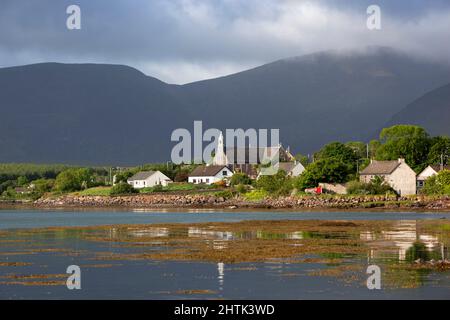 Cloghane Village an der Brandon Bay, Dingle Peninsula, County Kerry, Irland Stockfoto
