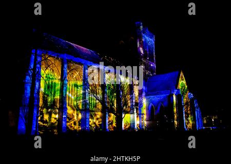 Über uns, Eine 13,8 Milliarden Jahre Geschichte das Universum. Paisley Abbey 2022 Stockfoto