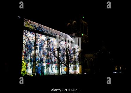 Über uns, Eine 13,8 Milliarden Jahre Geschichte das Universum. Paisley Abbey 2022 Stockfoto