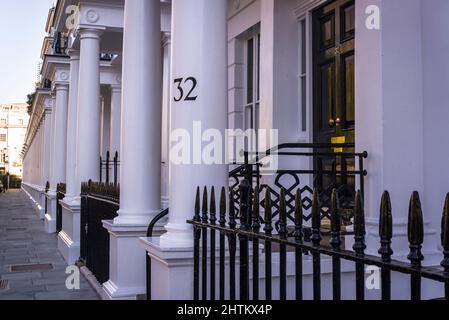 Luxusimmobilien in Onslow Square, South Kensington, London, England, Vereinigtes Königreich Stockfoto