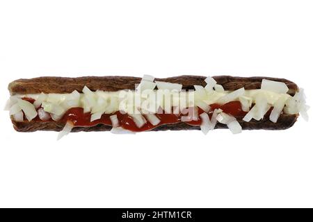 Holländischer Frikandel speciaal isoliert auf weißem Hintergrund Stockfoto