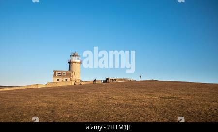 Das stillgelegte Belle Tout Lighthouse in der Nähe von Beachy Head in East Sussex, Großbritannien, das jetzt als Bed & Breakfast-Einrichtung betrieben wird. Stockfoto