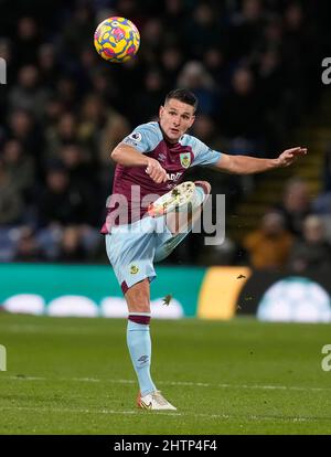 Burnley, England, 1.. März 2022. Ashley Westwood von Burnley während des Premier League-Spiels in Turf Moor, Burnley. Bildnachweis sollte lauten: Andrew Yates / Sportimage Kredit: Sportimage/Alamy Live News Stockfoto