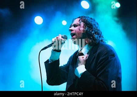 Kopenhagen, Dänemark. 28., Februar 2022. Die dänische Sängerin und Songwriterin Goss spielt ein Live-Konzert im Amager Bio in Kopenhagen. (Foto: Gonzales Photo - Nikolaj Bransholm). Stockfoto