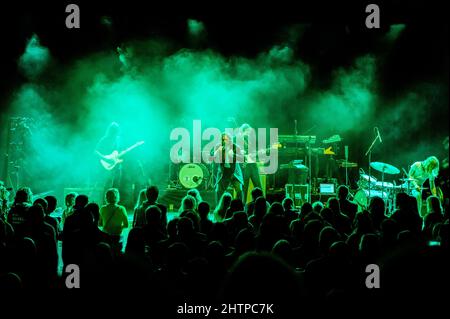 Kopenhagen, Dänemark. 28., Februar 2022. Die dänische Sängerin und Songwriterin Goss spielt ein Live-Konzert im Amager Bio in Kopenhagen. (Foto: Gonzales Photo - Nikolaj Bransholm). Stockfoto