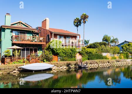 Luxushäuser in Venice Canals, Santa Monica, Kalifornien, Vereinigte Staaten von Amerika. USA. Oktober 2019 Stockfoto