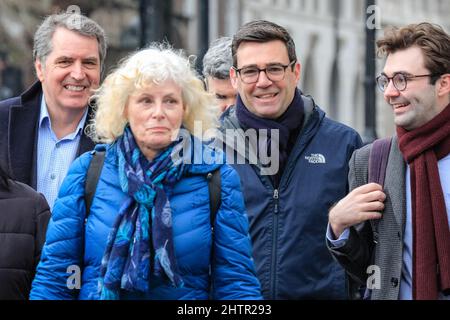 Westminster, London, Großbritannien. 02. März 2022. Andy Burnham, Abgeordneter, Bürgermeister von Manchester. Kredit: Imageplotter/Alamy Live Nachrichten Stockfoto