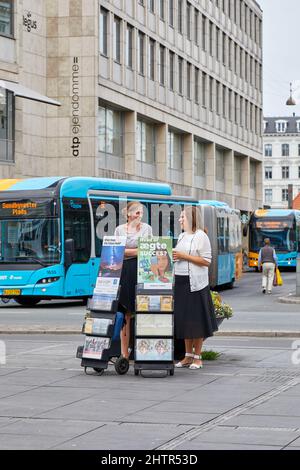 Zeugen Jehovas (Dänisch: "Jehovas Vidner"), Nørreport, Kopenhagen, Dänemark Stockfoto