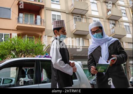 Rom, Italien 24/05/2020: Eid al-Fitr, Islamische Gemeinschaft in Bangladesch feiert das Ende des Ramadan. Largo Preneste. © Andrea Sabbadini Stockfoto