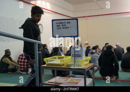 Rom, Italien 25/03/2016: Freitag beten im Torpignattara Moslems Center. ©Andrea Sabbadini Stockfoto