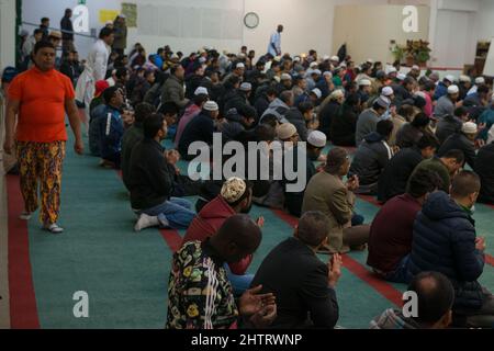 Rom, Italien 25/03/2016: Freitag beten im Torpignattara Moslems Center. ©Andrea Sabbadini Stockfoto