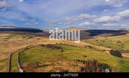 Luftaufnahmen über Need Valley, Brecon Beacons, South Wales, Großbritannien: Bitte verrechnen Sie Phillip Roberts Stockfoto