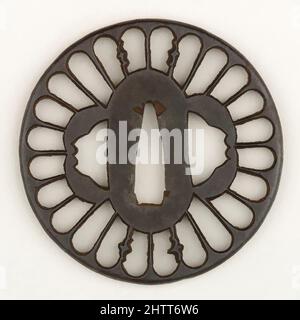 Kunst inspiriert von Schwertwächter (Tsuba), 18. Jahrhundert, Japanisch, Eisen, Kupfer, Durchm. 2 3/4 Zoll (7 cm)., Schwertmöbel-Tsuba, Klassisches Werk, modernisiert von Artotop mit einem Schuss Moderne. Formen, Farbe und Wert, auffällige visuelle Wirkung auf Kunst. Emotionen durch Freiheit von Kunstwerken auf zeitgemäße Weise. Eine zeitlose Botschaft, die eine wild kreative neue Richtung verfolgt. Künstler, die sich dem digitalen Medium zuwenden und die Artotop NFT erschaffen Stockfoto