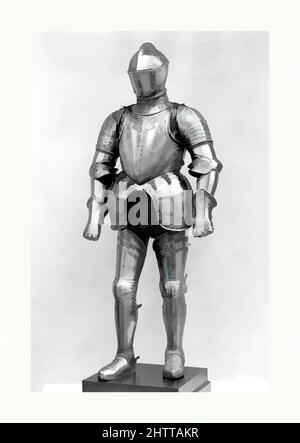 Kunst inspiriert von Armour für Field und Tilt, ca. 1550 bis 1575, Italienisch, Stahl, WT. 61 lb. 10 oz. (27,95 kg); Helm (A); H. 12 1/2 Zoll (31,8 cm); B: 8 1/2 Zoll (21,6 cm); D. 12 1/2 Zoll (31,8 cm); Gewicht 10 lb. 1 oz. (4564,3 g); Gorget (b); H. 7 3/8 Zoll (18,7 cm); B: 12 Zoll (30,5 cm); D. 10 1/, Klassisches Werk, modernisiert von Artotop mit einem Schuss Moderne. Formen, Farbe und Wert, auffällige visuelle Wirkung auf Kunst. Emotionen durch Freiheit von Kunstwerken auf zeitgemäße Weise. Eine zeitlose Botschaft, die eine wild kreative neue Richtung verfolgt. Künstler, die sich dem digitalen Medium zuwenden und die Artotop NFT erschaffen Stockfoto