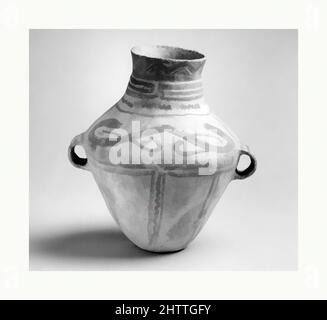 Kunst inspiriert von Jar (Guan), Neolithikum, Xindian Kultur, 3200–2000 v. Chr., China, Steingut, H. 10 1/2 Zoll (26,7 cm), Keramik, Klassisches von Artotop modernisiertes Werk mit einem Schuss Moderne. Formen, Farbe und Wert, auffällige visuelle Wirkung auf Kunst. Emotionen durch Freiheit von Kunstwerken auf zeitgemäße Weise. Eine zeitlose Botschaft, die eine wild kreative neue Richtung verfolgt. Künstler, die sich dem digitalen Medium zuwenden und die Artotop NFT erschaffen Stockfoto