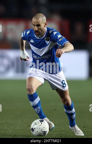 Brescia, Italien. 01. März 2022. Rodrigo Palacio (Brescia Calcio) in Aktion während Brescia Calcio gegen AC Perugia, Italienisches Fußballspiel der Serie B in Brescia, Italien, 01 2022. März Quelle: Independent Photo Agency/Alamy Live News Stockfoto