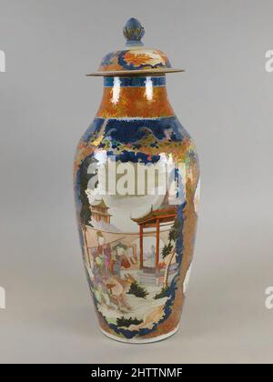 Kunst inspiriert von Covered Vase, Qing-Dynastie (1644–1911), erste Hälfte des 19.. Jahrhunderts, China, Porzellan in mehrfarbigen Glasuren lackiert, H. (mit Deckel) 19 Zoll (48,3 cm); H. (ohne Abdeckung) 15 1/2 Zoll (39,4 cm); Durchm. 7 1/2 Zoll (19,1 cm); Durchmesser der Basis 5 Zoll (12,7 cm), Keramik, Klassisches von Artotop modernisiertes Werk mit einem Schuss Moderne. Formen, Farbe und Wert, auffällige visuelle Wirkung auf Kunst. Emotionen durch Freiheit von Kunstwerken auf zeitgemäße Weise. Eine zeitlose Botschaft, die eine wild kreative neue Richtung verfolgt. Künstler, die sich dem digitalen Medium zuwenden und die Artotop NFT erschaffen Stockfoto