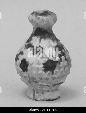 Kunst inspiriert von Jar, Tang-Dynastie (618–907), China, Keramik, H. 1 1/2 Zoll (3,8 cm), Keramik, Klassisches von Artotop modernisiertes Werk mit einem Schuss Moderne. Formen, Farbe und Wert, auffällige visuelle Wirkung auf Kunst. Emotionen durch Freiheit von Kunstwerken auf zeitgemäße Weise. Eine zeitlose Botschaft, die eine wild kreative neue Richtung verfolgt. Künstler, die sich dem digitalen Medium zuwenden und die Artotop NFT erschaffen Stockfoto