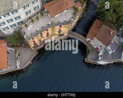 Blick auf das Dorf Nesso am Comer See Stockfoto