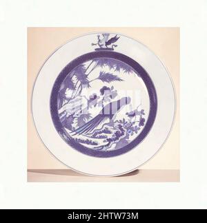 Art Inspired by Plate (ein Paar), ca. 1731, Chinesisch, für den britischen Markt, Hartporzellan, insgesamt: 1 1/8 × 9 3/4 Zoll (2,9 × 24,8 cm), Keramik-Porzellan-Export, Klassisches von Artotop modernisiertes Werk mit einem Schuss Moderne. Formen, Farbe und Wert, auffällige visuelle Wirkung auf Kunst. Emotionen durch Freiheit von Kunstwerken auf zeitgemäße Weise. Eine zeitlose Botschaft, die eine wild kreative neue Richtung verfolgt. Künstler, die sich dem digitalen Medium zuwenden und die Artotop NFT erschaffen Stockfoto